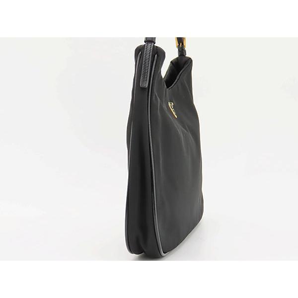 PRADA レア美品 プラダ チェーン アクセサリーポーチ ワン PRADA レア美品 プラダ チェーン アクセサリーポーチ ワン
