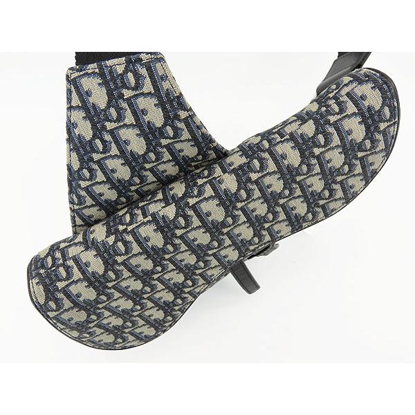 Christian Dior（クリスチャン・ディオール） ほぼ新品 クリスチャン