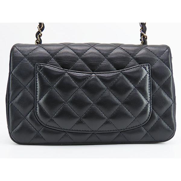 CHANEL シャネル ミニバッグ ポーチ ブラック×ホワイトロゴ チェーン CHANEL（シャネル） チェーン クラッチ ポーチ サコッシュ ミニ
