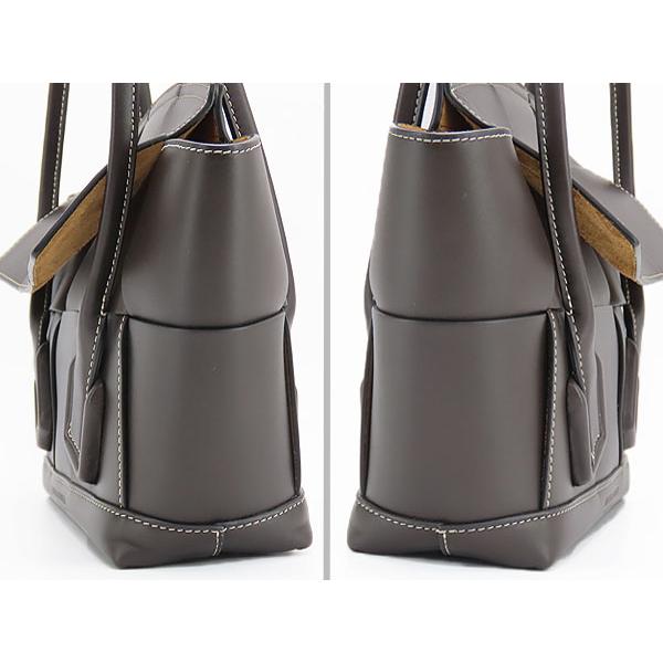 BOTTEGA VENETA ほぼ新品 ボッテガ ヴェネタ マキシイントレ BOTTEGA VENETA ほぼ新品 ボッテガ ヴェネタ マキシイントレ