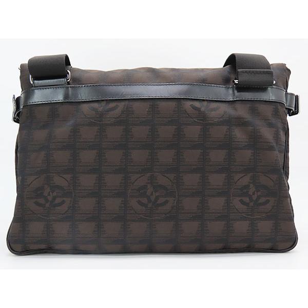 CHANEL（シャネル） 超美品 ニュートラベルライン ショルダーバッグ