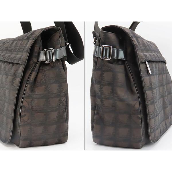 CHANEL（シャネル） 超美品 ニュートラベルライン ショルダーバッグ