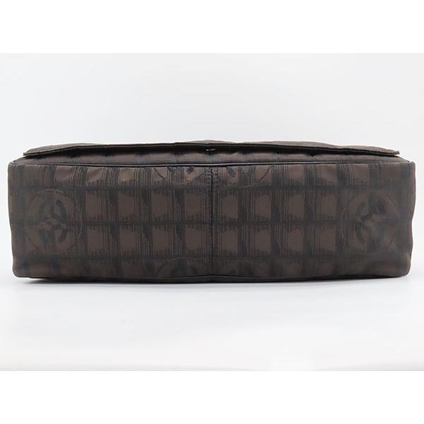 CHANEL（シャネル） 超美品 ニュートラベルライン ショルダーバッグ