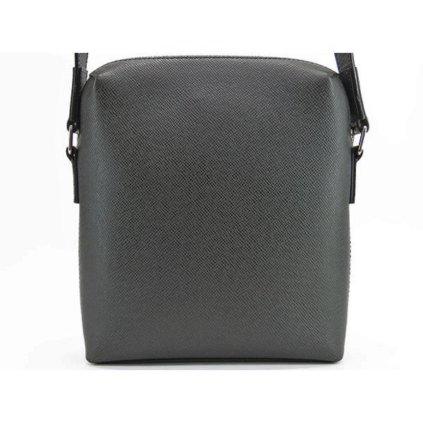 LOUIS VUITTON（ルイ・ヴィトン） ほぼ新品 タイガ ポシェット 
