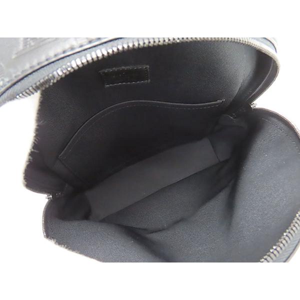 LOUIS VUITTON（ルイ・ヴィトン） ほぼ新品 モノグラム シャドウ 