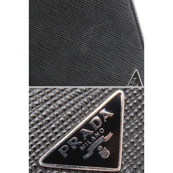 PRADA（プラダ） ほぼ新品 サフィアーノ トライアングル 二つ折り長