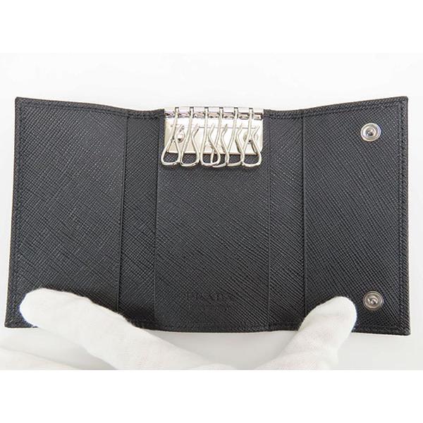 PRADA（プラダ） 新古品 サフィアーノ トライアングル 6連キーケース