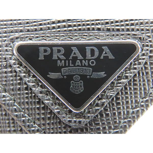 PRADA（プラダ） 新古品 サフィアーノ トライアングル 6連キーケース