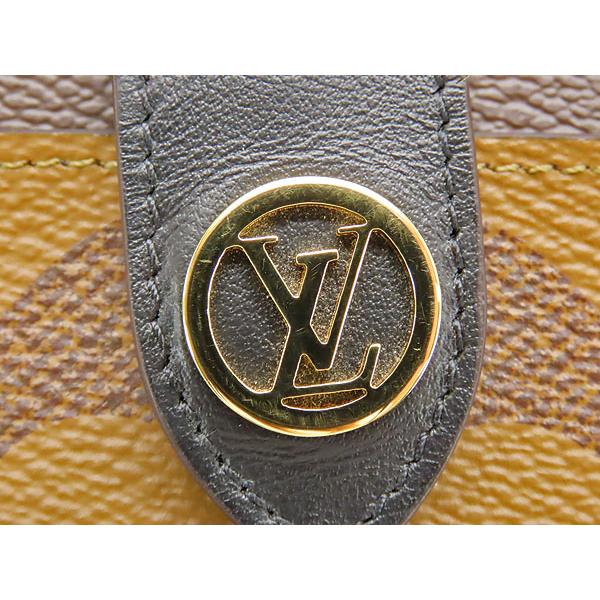 【極美品】ルイヴィトン モノグラム リバース ジュリエット 折り財布 証明画像有 LOUIS VUITTON 【極美品】ルイヴィトン LOUIS モノグラム