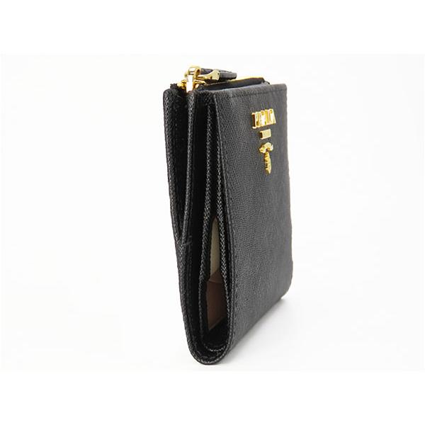 PRADA（プラダ） 新品同様 サフィアーノ メタル 二つ折り財布