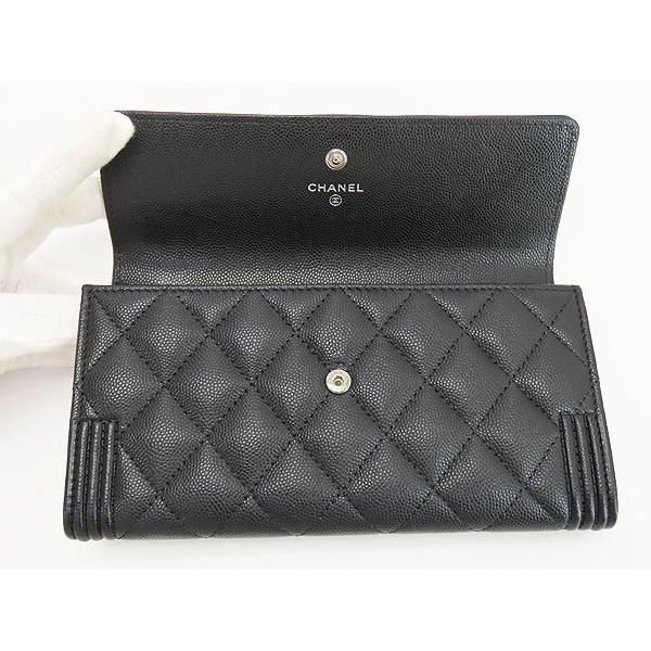 BOY CHANEL ほぼ新品 シャネル マトラッセ ボーイシャネル BOY CHANEL ほぼ新品 シャネル マトラッセ ボーイシャネル
