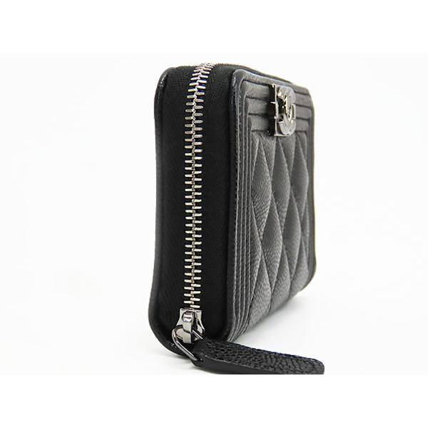 BOY CHANEL 新古品 シャネル マトラッセ ボーイシャネル キャビア