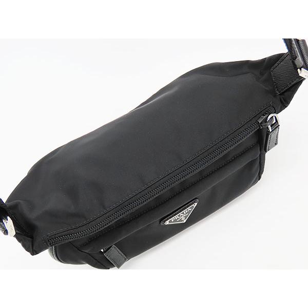 PRADA（プラダ） 新品同様 リナイロン サフィアーノ トライアングル