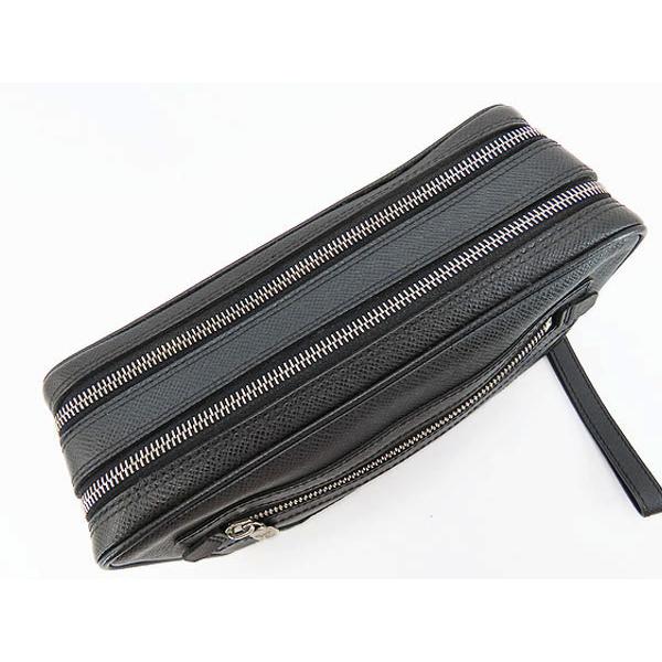 LOUIS VUITTON（ルイ・ヴィトン） 超美品 タイガ パヴェル セカンド