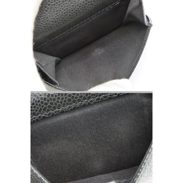 美品 シャネル  ココマーク キャビアスキン スモール フラップ ウォレット 三つ折り財布 コンパクト財布 ブラック  A70796 キャビアスキン 美品 シャネル ココマーク スモール フラップ