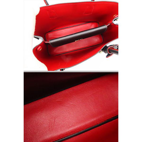 PRADA（プラダ） ほぼ新品 ダブル サフィアーノレザー ミディアム