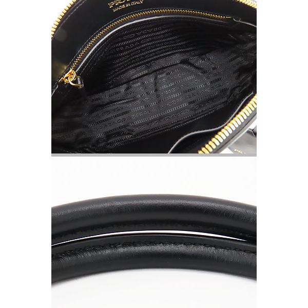 PRADA（プラダ） 激レア未使用 トライアングル シティカーフ スモール