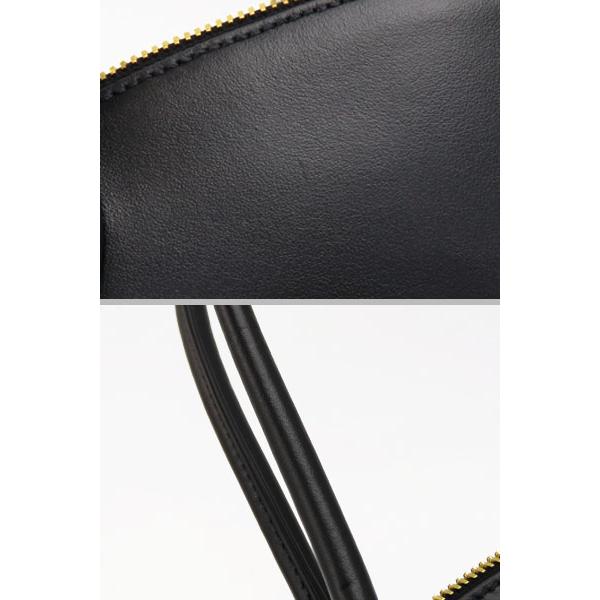 PRADA（プラダ） 激レア未使用 トライアングル シティカーフ スモール