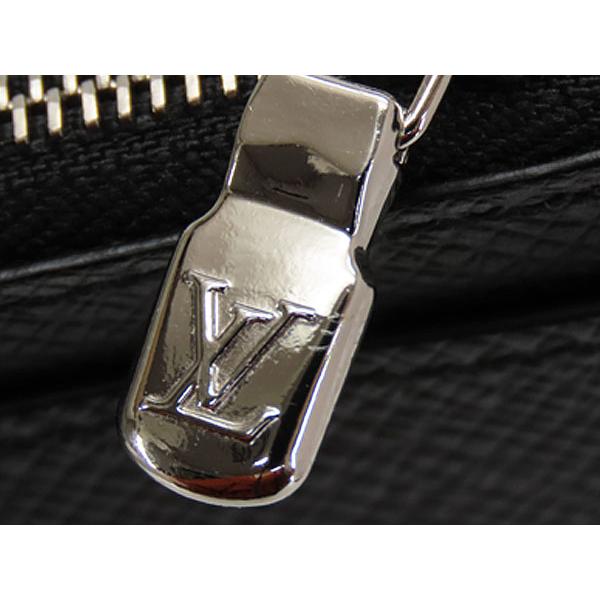 LOUIS VUITTON（ルイ・ヴィトン） 美品 タイガ コインカード ホルダー