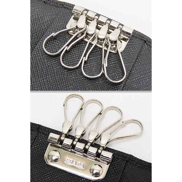 PRADA 美品 プラダ サフィアーノ トライアングル キーリング付き PRADA 美品 プラダ サフィアーノ トライアングル キーリング付き