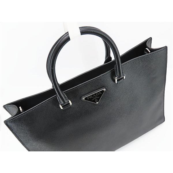 PRADA（プラダ） 美品 サフィアーノ キュイール トライアングル 2WAY