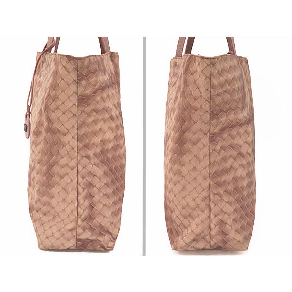 Bottega Veneta イントレッチオリュージョンクリーム トートバッグ BOTTEGA VENETA（ボッテガ・ヴェネタ） 新品同様 ボッテガ ヴェネタ