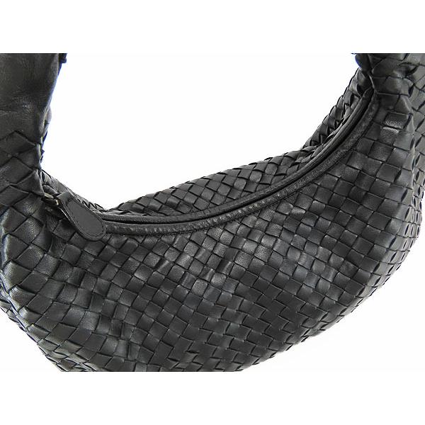 美品 BOTTEGA VENETA ワンショルダーバッグ イントレ ホーボー 黒 BOTTEGA VENETA イントレチャートホーボーワンショルダーバッグ | Hedy