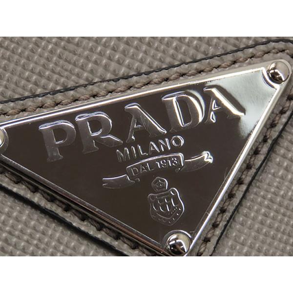 PRADA（プラダ） 新古品 サフィアーノ キュイール トライアングル 2WAY