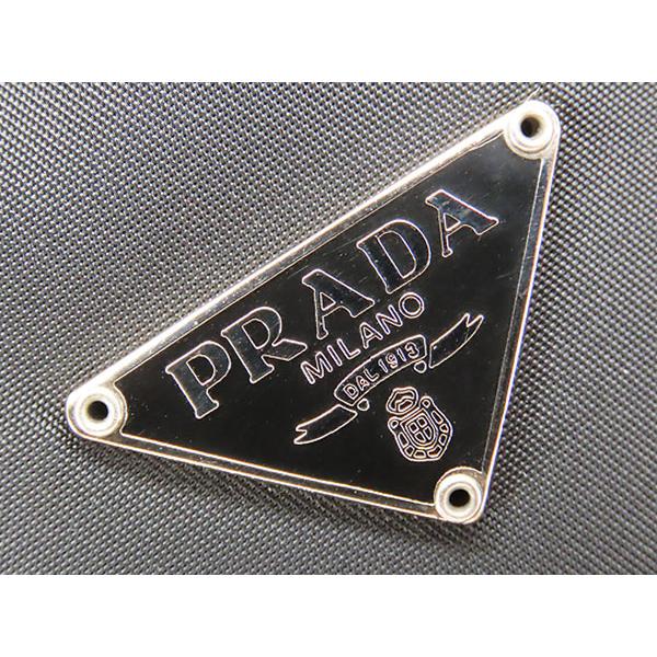大人気☆PRADA☆プラダ☆ワンショルダーバッグ☆ホーボー☆ナイロン☆ブラック！ PRADA/プラダ】新型ナイロン 三角ロゴプレート アクセサリーポーチ