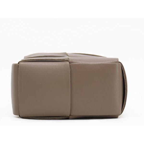 BOTTEGA VENETA（ボッテガ・ヴェネタ） 美品 ボッテガ ヴェネタ