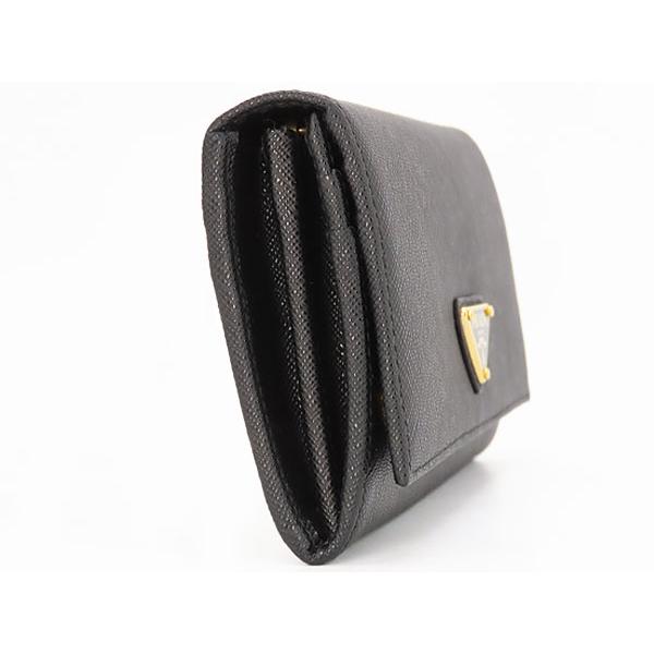 PRADA（プラダ） 新古品 サフィアーノ トライアングル 二つ折り長財布