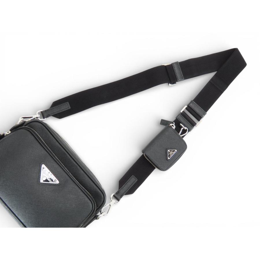 PRADA（プラダ） ほぼ新品 サフィアーノ トライアングル ショルダー