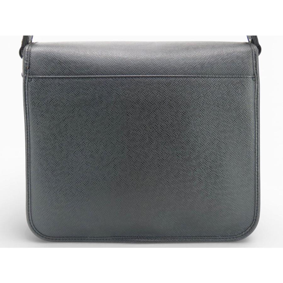 LOUIS VUITTON（ルイ・ヴィトン） ほぼ新品 タイガ アンドレイ 斜め 