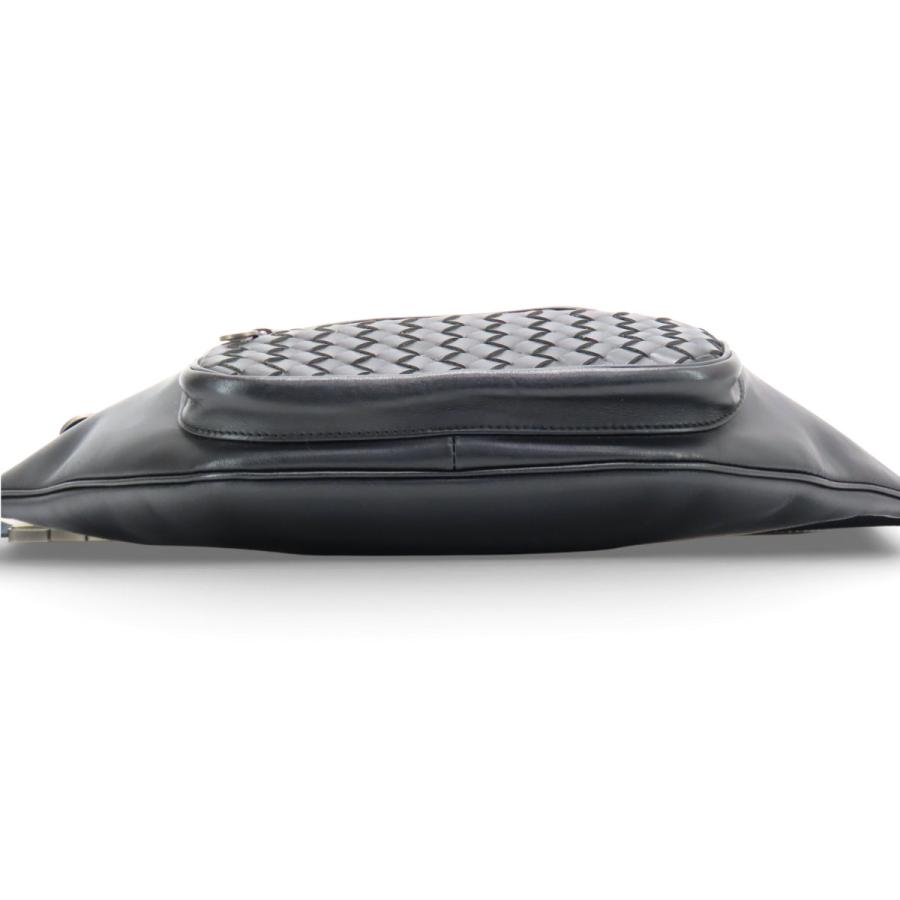 BOTTEGA VENETA（ボッテガ・ヴェネタ） 外美品 ボッテガ ヴェネタ