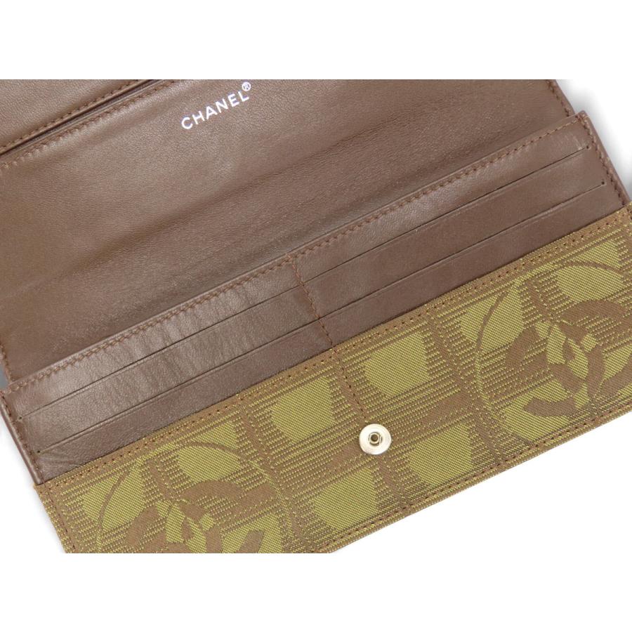 未使用 シャネル CHANEL ニュートラベルライン 二つ折り長財布 カーキグリーン ダークブラウン ナイロン レザー A15788 CHANEL（シャネル） 未使用 ニュートラベルライン 二つ折り長財布