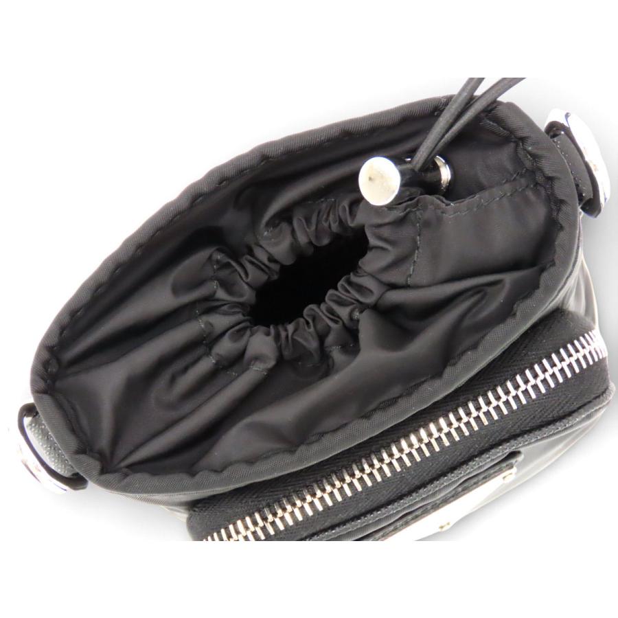 PRADA（プラダ） 未使用 リナイロン Re-Nylon スマートフォンケース