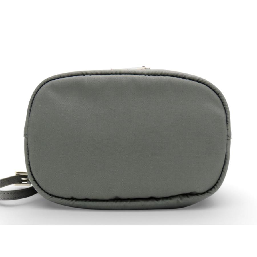 PRADA（プラダ） 未使用 PRADA VELA Re-Nylon リナイロン 巾着バッグ