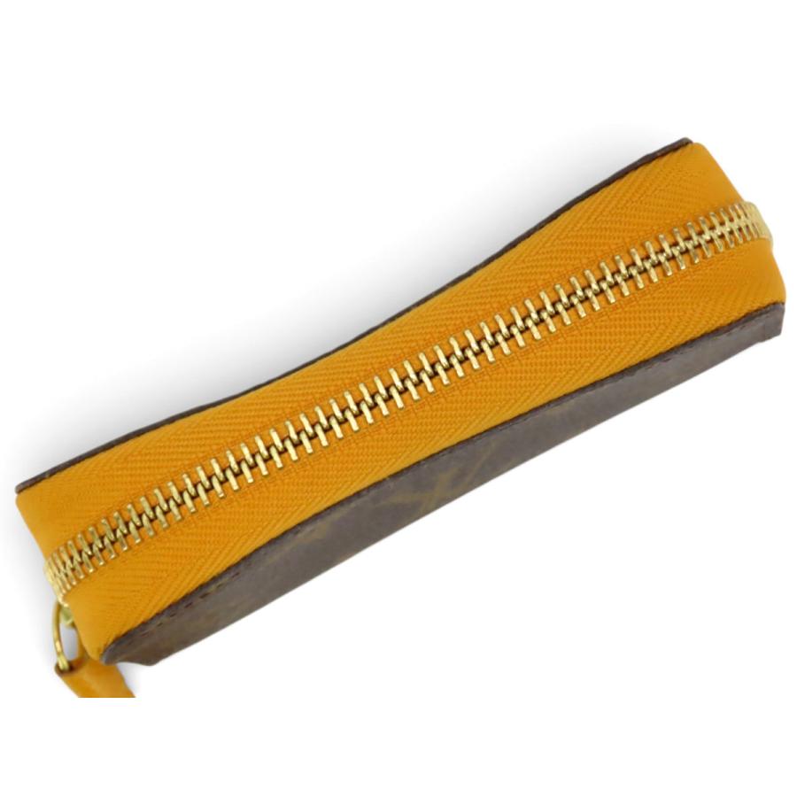 LOUIS VUITTON（ルイ・ヴィトン） 超美品 モノグラム ミュルティカルト