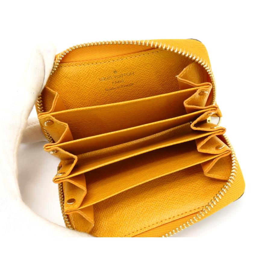 LOUIS VUITTON（ルイ・ヴィトン） 超美品 モノグラム ミュルティカルト