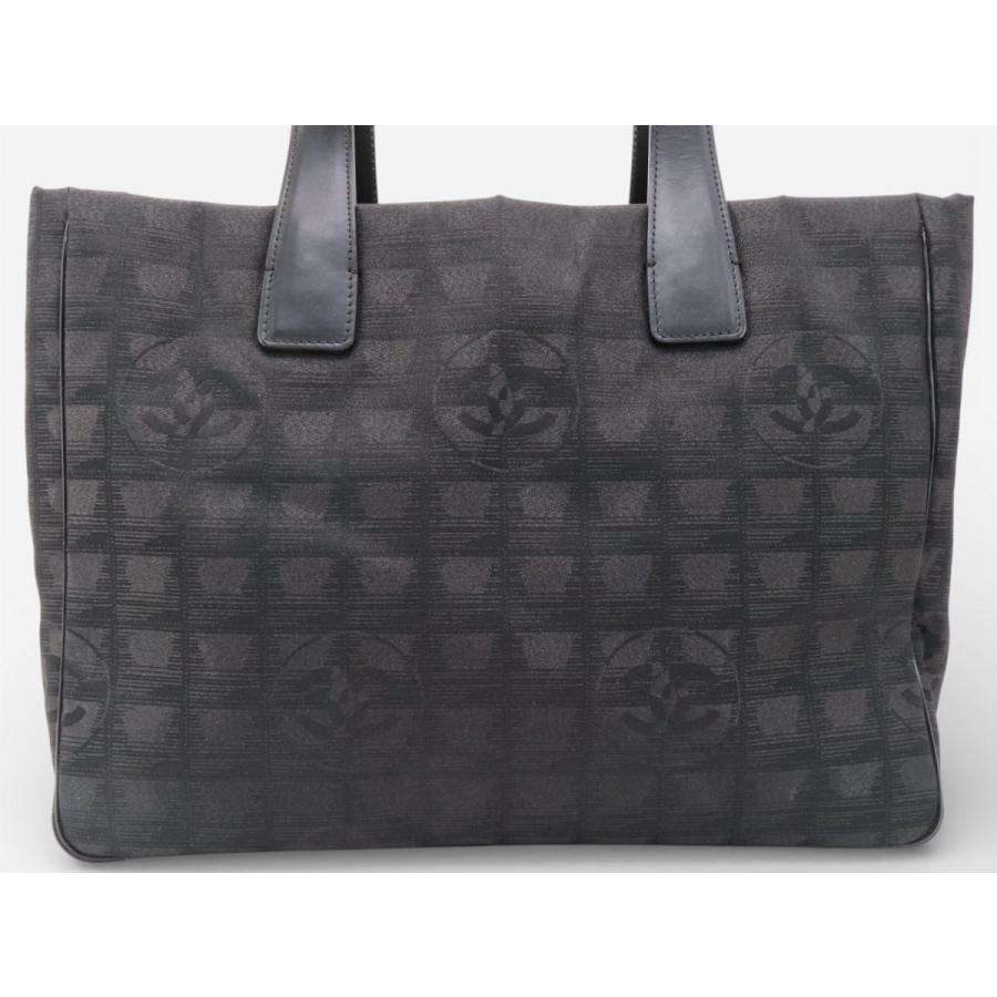 激レア新品同様 シャネル CHANEL ニュートラベルライン トートMM トートバッグ ショルダーバッグ ラメ入り ブラック 光沢感あり ナイロン レザー A15991の画像