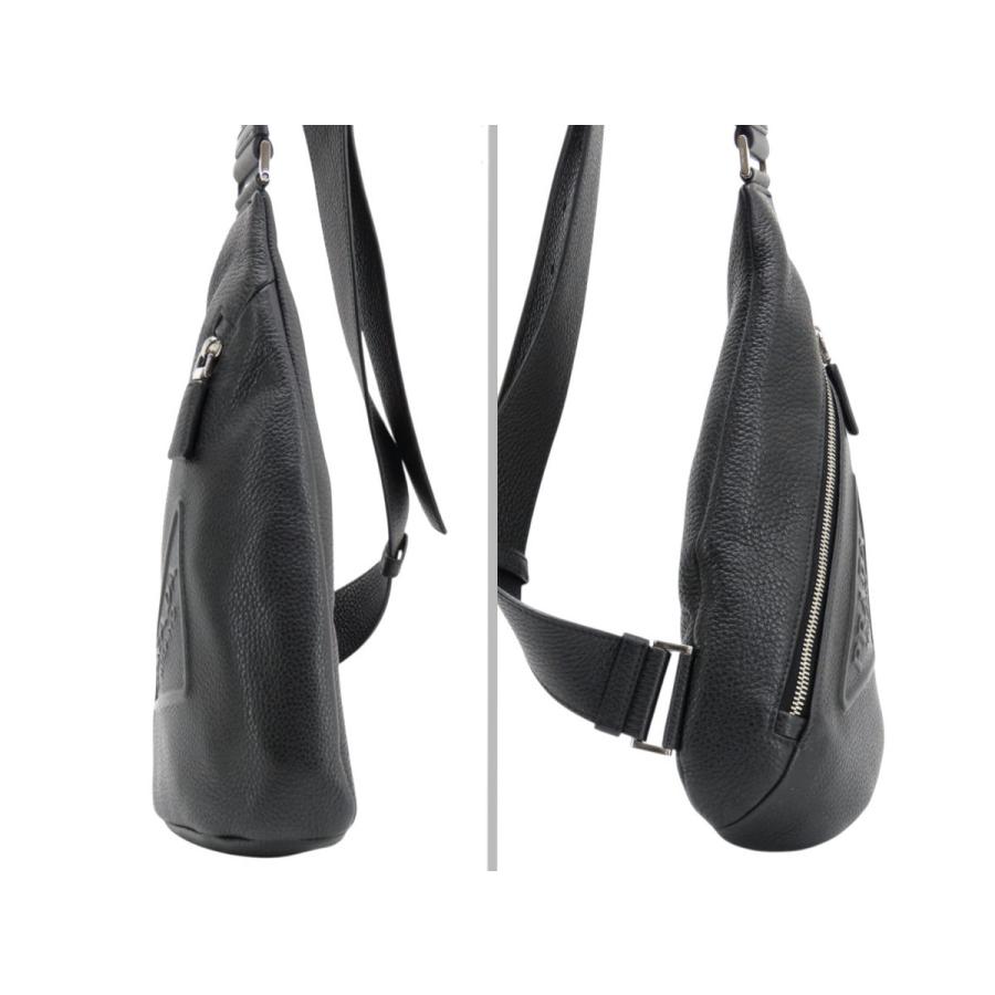 PRADA（プラダ） 超美品 ヴィッテロダイノ トライアングルロゴ レザー
