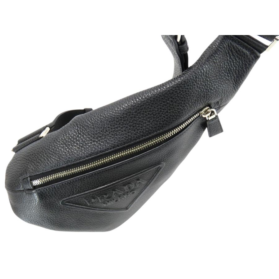 【極美品✨】PRADA プラダ　ボディバッグ　VITELLO DAINO 黒 極美品✨】PRADA プラダ ボディバッグ VITELLO DAINO 黒 Prada Black