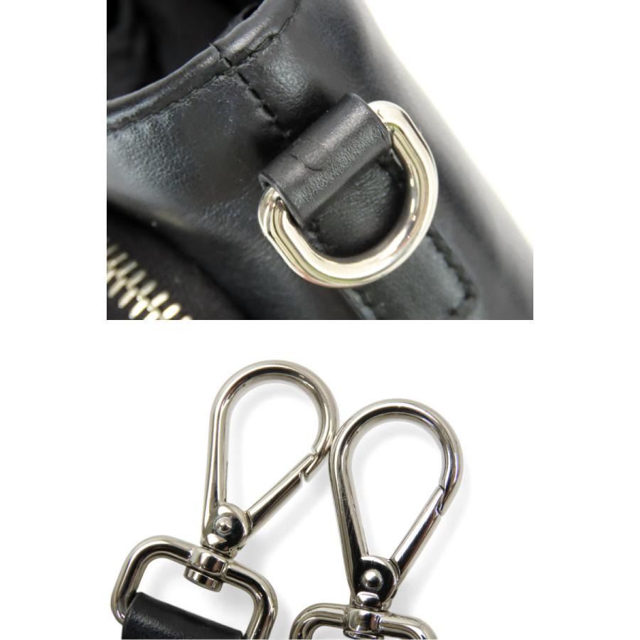 PRADA（プラダ） 美品 レザー スマートフォンケース フォンポーチ 斜め