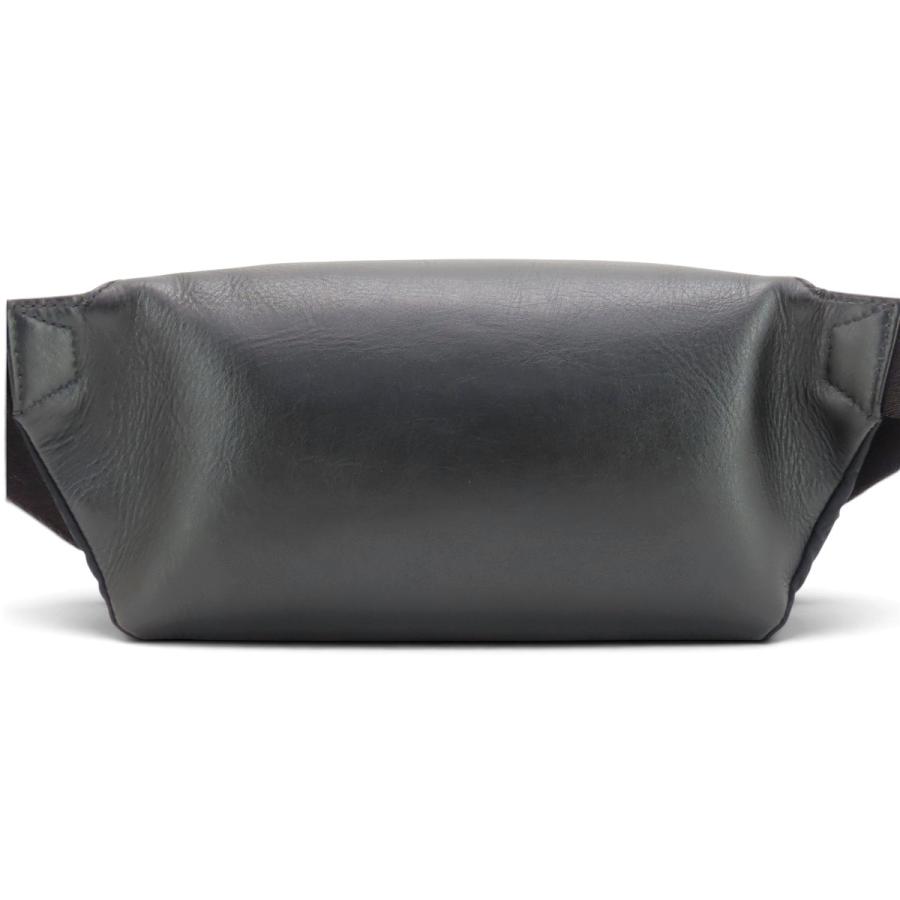 Berluti（ベルルッティ） 美品 カリグラフィ ナイロン ボディバッグ 