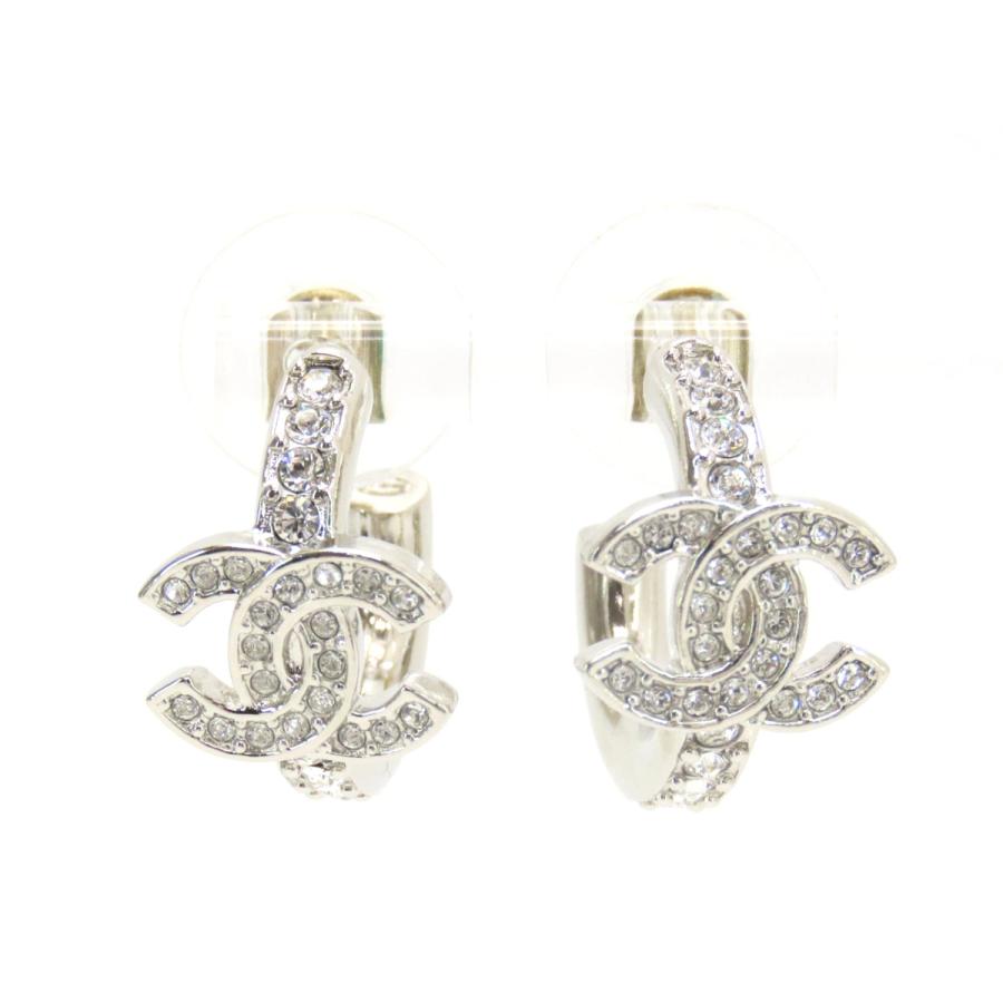 CHANELシャネル COCOマークピアス メタル&ストラス シルバー CHANEL（シャネル） 新品同様 ココマーク ストラス ラインストーン