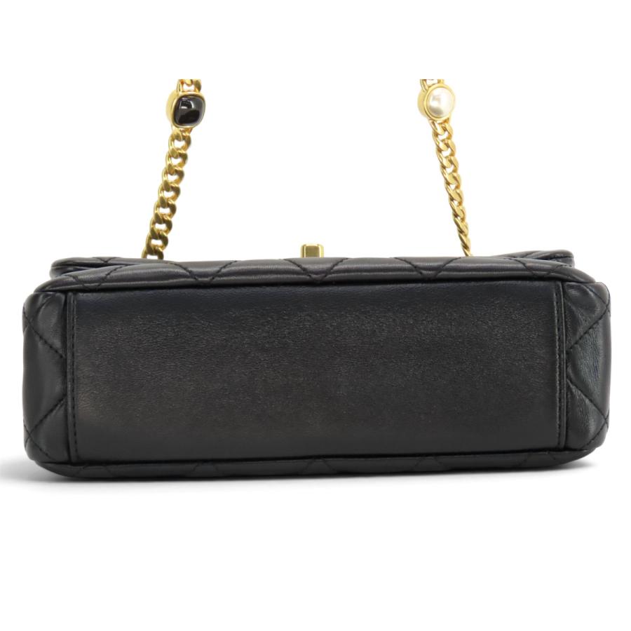 CHANEL（シャネル） 新品同様 マトラッセ ミニ フラップ バッグ パール