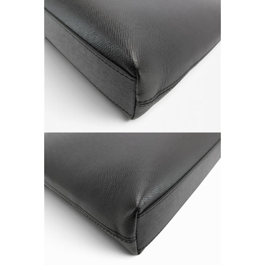 LOUIS VUITTON（ルイ・ヴィトン） ほぼ新品 タイガ アントン ビジネス