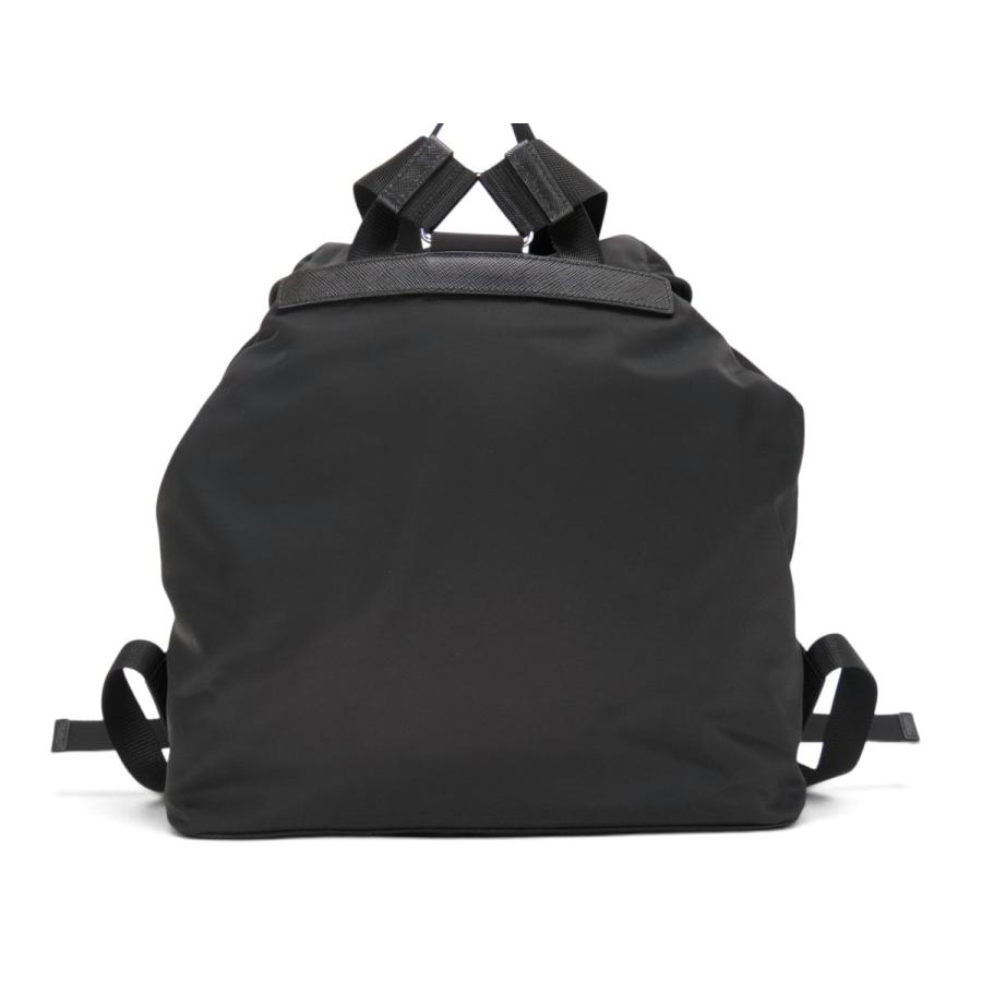 美品✨近年　PRADAプラダ　バックパック　サフィアーノ　ナイロン　ブラック PRADA（プラダ） 未使用 ナイロン サフィアーノ トライアングル バック