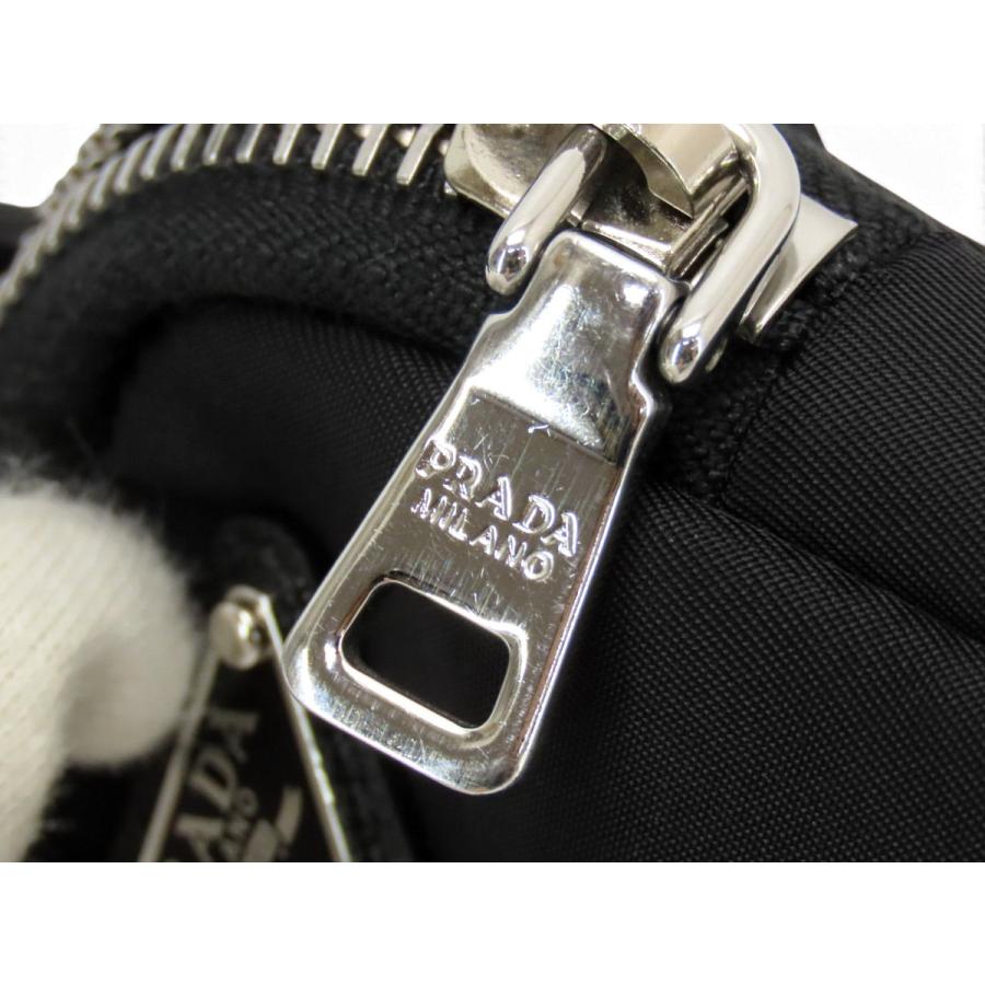 PRADA（プラダ） 美品 ナイロン スマートフォンホルダー ストラップ