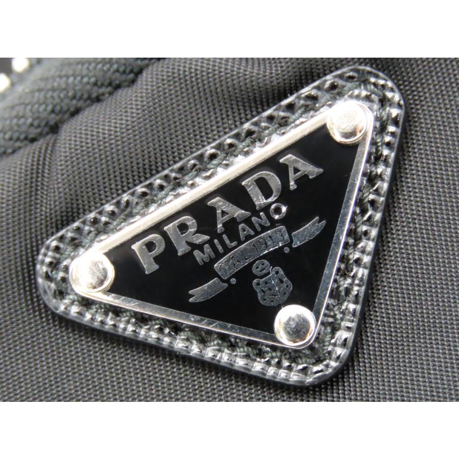 PRADA（プラダ） 美品 ナイロン スマートフォンホルダー ストラップ